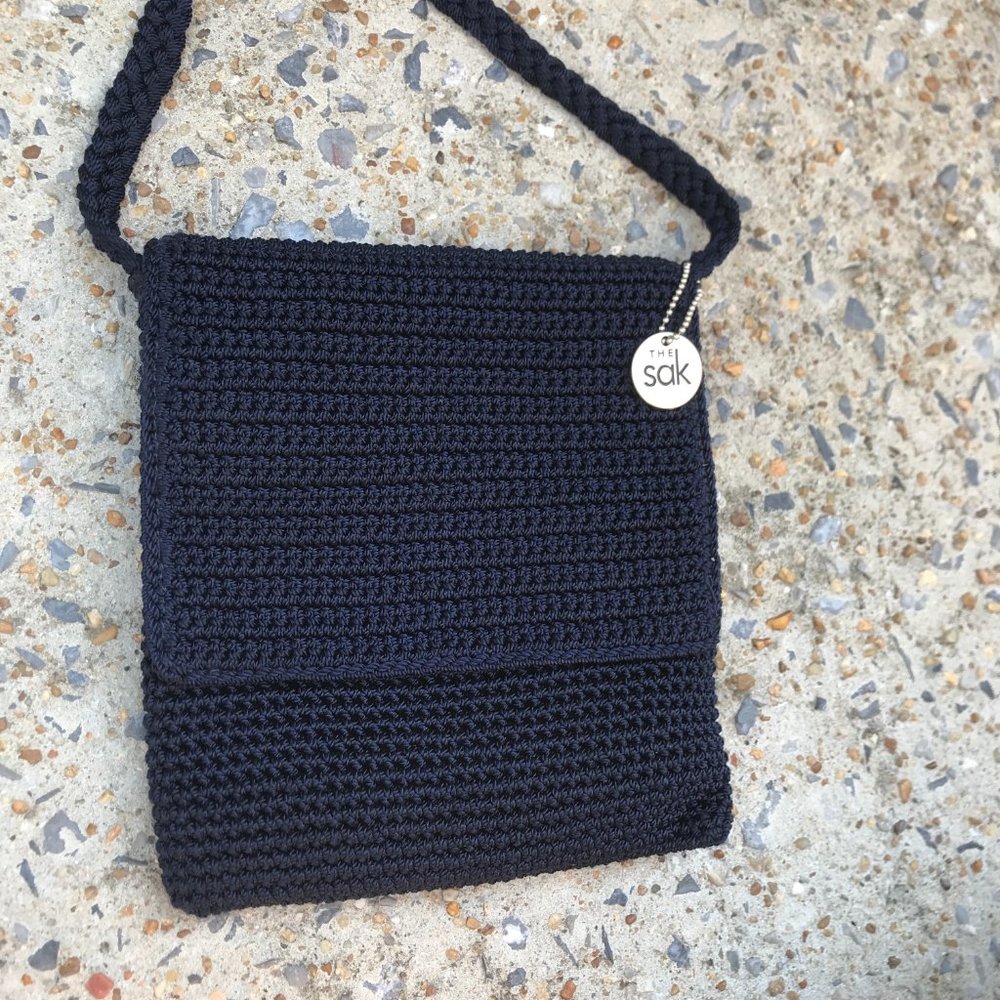 “The Sak” Women’s knitted Crossbody purse - Picture 4 of 6